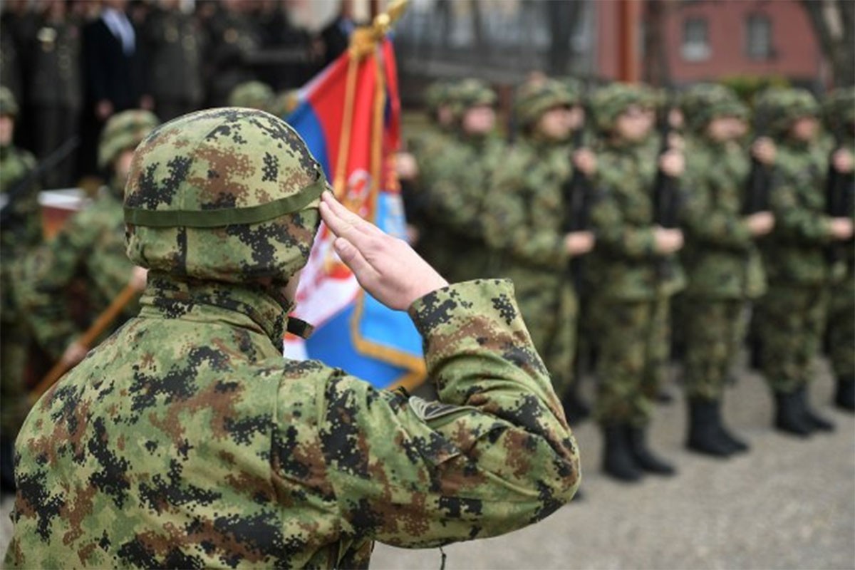 Vojska Srbije uručila Kforu zahtjev za povratak na KiM