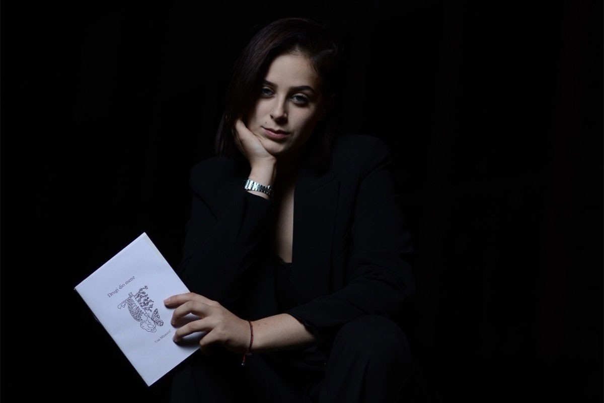 Promocija zbirke "Drugi dio mene" Une Mijatović u Domu omladine