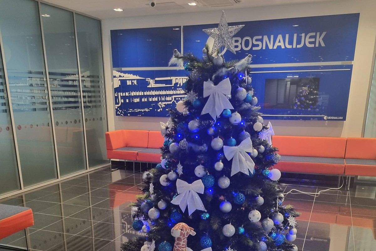 Bosnalijek podržao projekat "Nijedno dijete bez paketića"