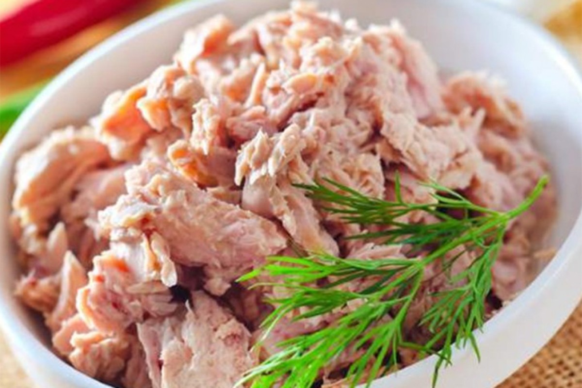 Sa tržišta se povlači dimljena tunjevina