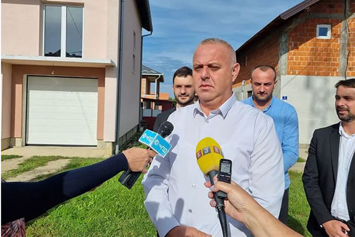 Nakon Dogana i Kabić podnosi ostavku na mjesto ministra