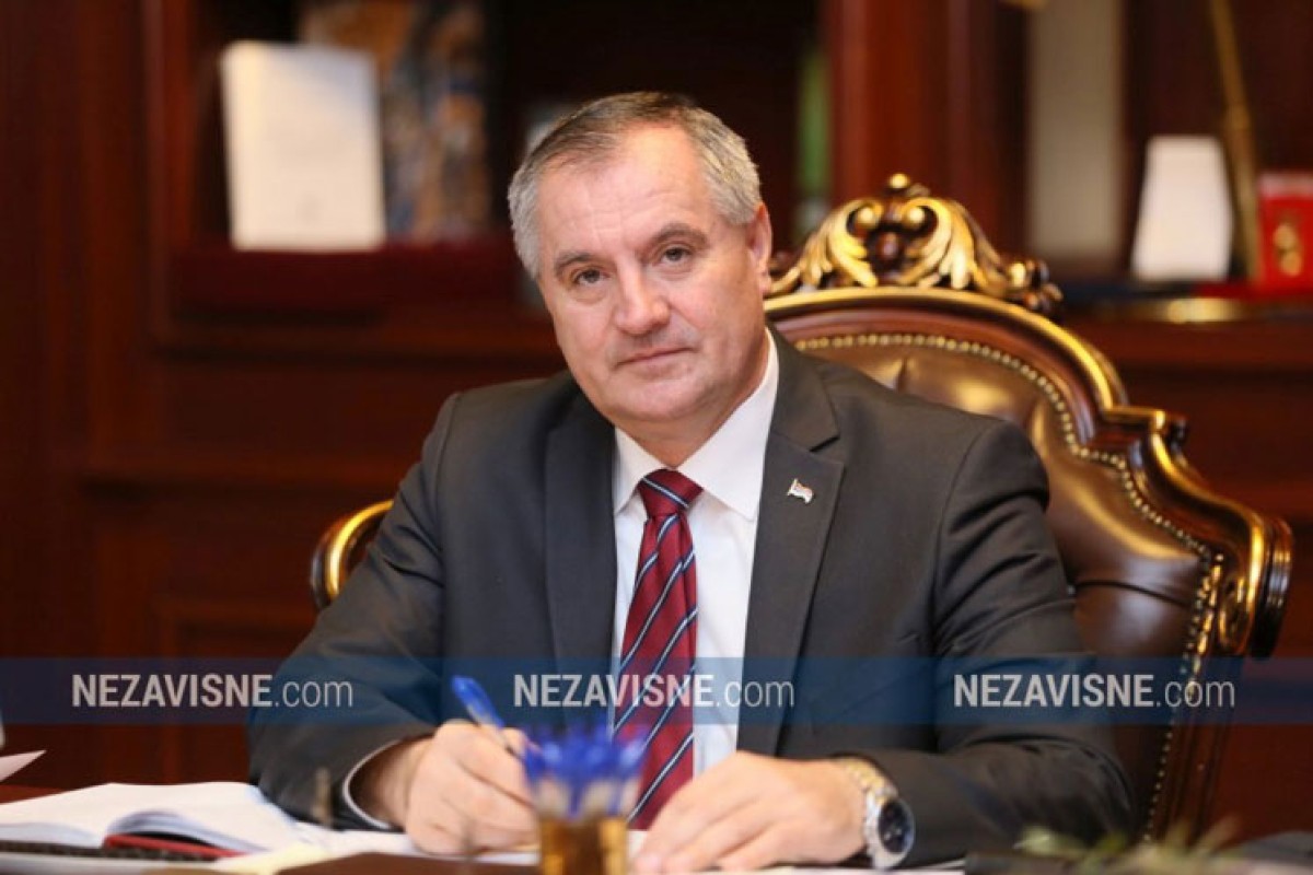 Višković obavezao rukovodioce da smijene radnike koji ne dolaze na posao