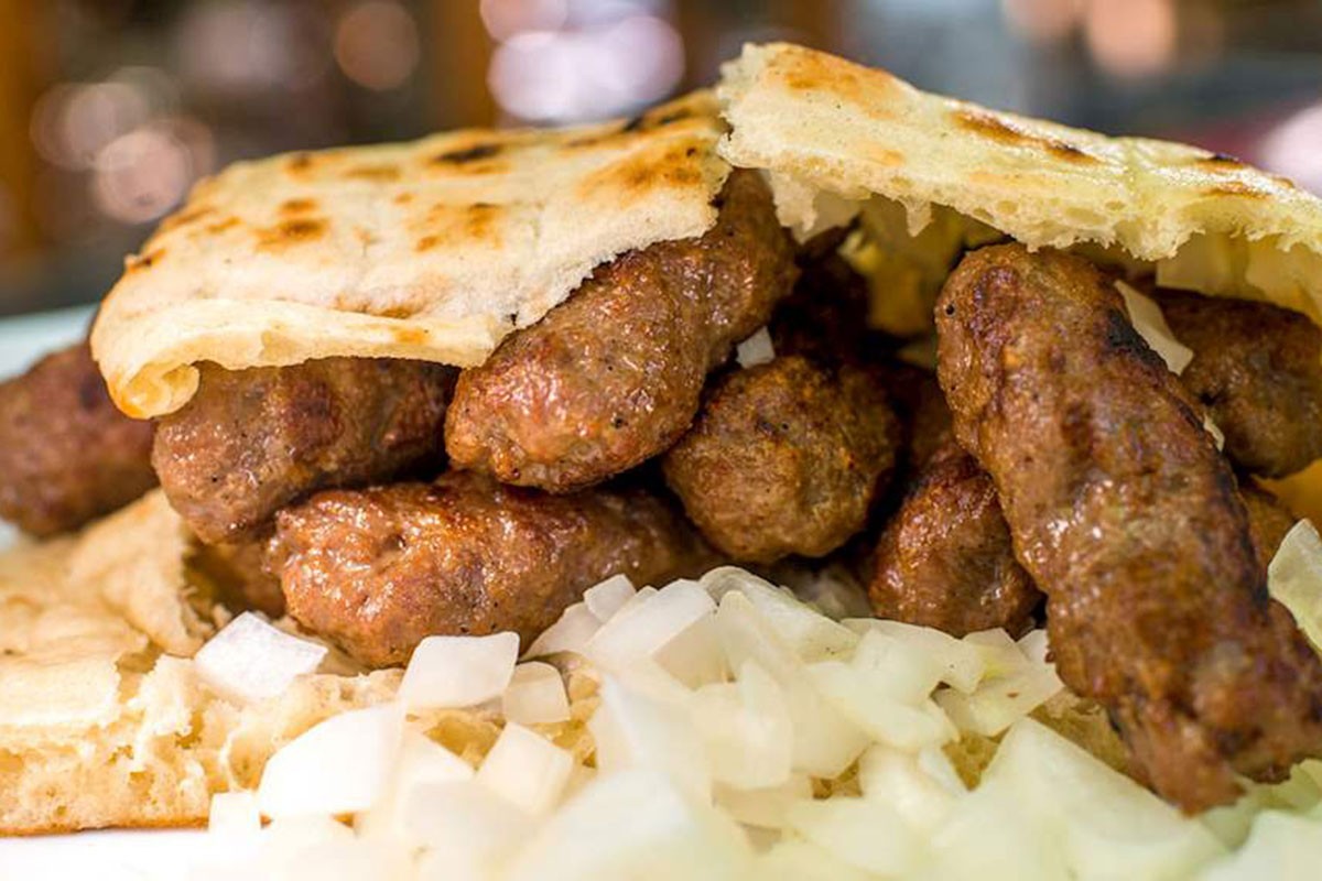 Pljeskavica i ćevapi među 100 najboljih jela na svijetu