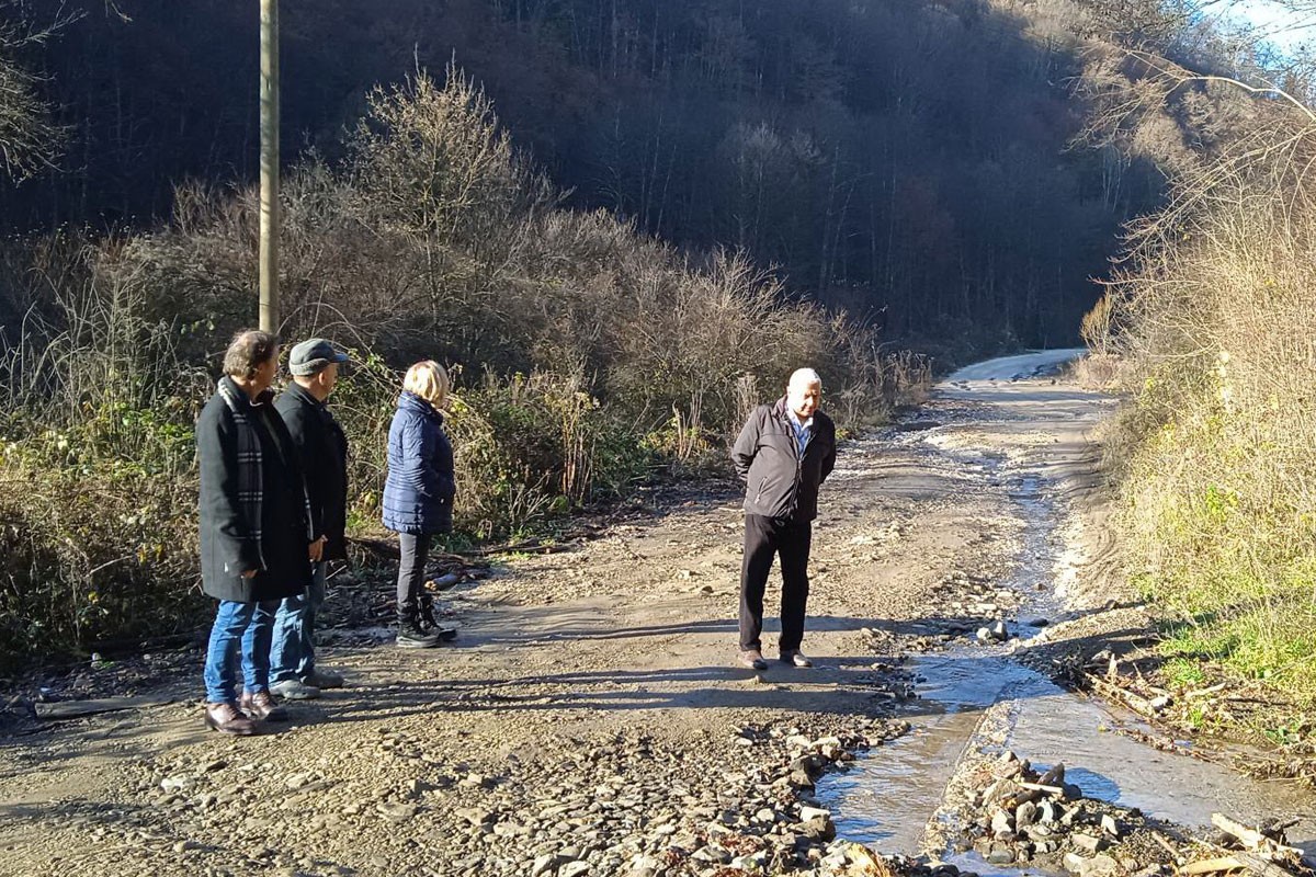Stara Rijeka lagano izumire: Selo bez ambulante, puta, škole i trgovine