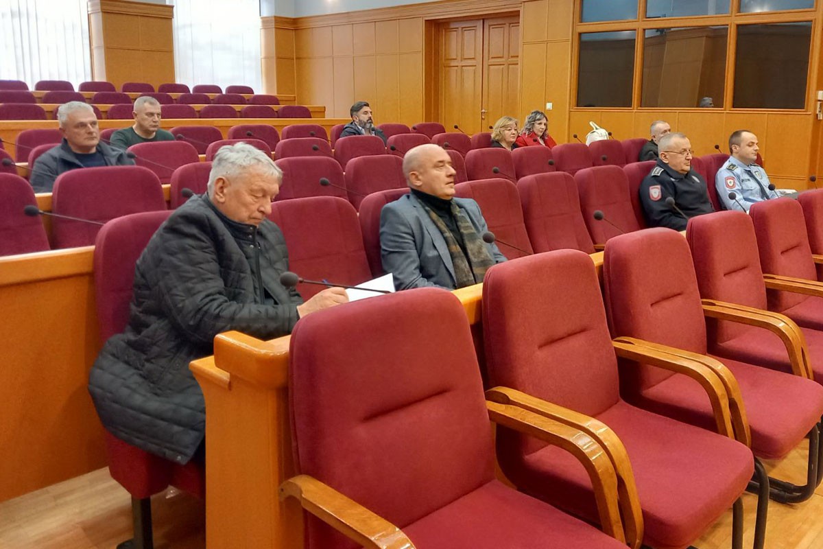 Apel policije: Slavite odgovorno
