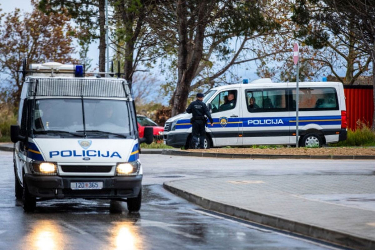Policija mu zaplijenila više od 100 kilograma kokaina