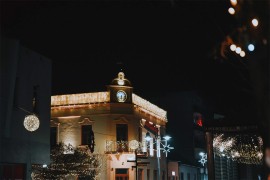 "Stari sat"  svjetionik neprolaznosti