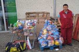 Lili prikupila novac za paketiće djeci s poteškoćama u razvoju