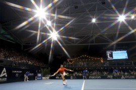 Novak i Korda za titulu u Adelejdu