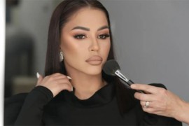 Aleksandra Mladenović pozirala u haljini sa nikad većim šlicem
