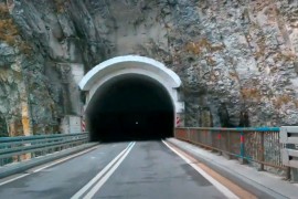 Automobil sletio u Vrbas na putu Jajce - Banjaluka