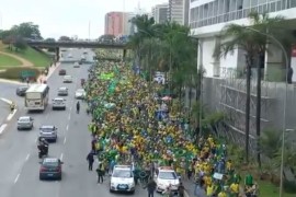 Haos u Brazilu: Bolsonarove pristalice upale u predsjedničku palatu i ...