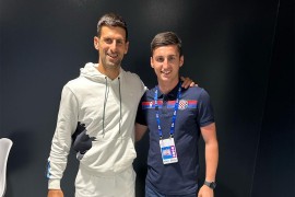 Hrvatski sveštenik sa Đokovićem u Australiji (FOTO)