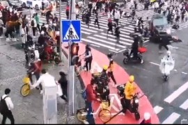 Jeziva nesreća u Kini: Džipom pokosio pješake (UZNEMIRUJUĆI VIDEO)