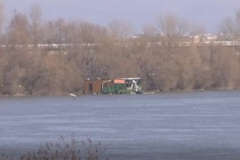 Poslije Fristajlera još jedan incident sa splavom na Savi (FOTO)