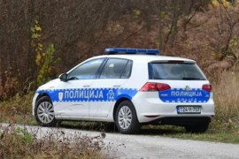 Blokirali lokalni put pa uhapšeni