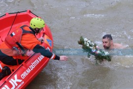 Ognjan Miletić u Banjaluci sam simbolično plivao do časnog krsta ...