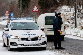 Mladić pronađen mrtav pored mjesnog doma