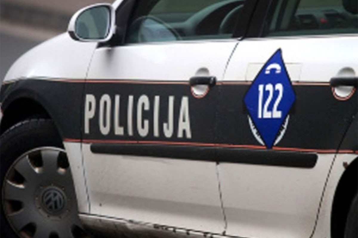 Teško povrijeđen dvadesetogodišnji motociklista