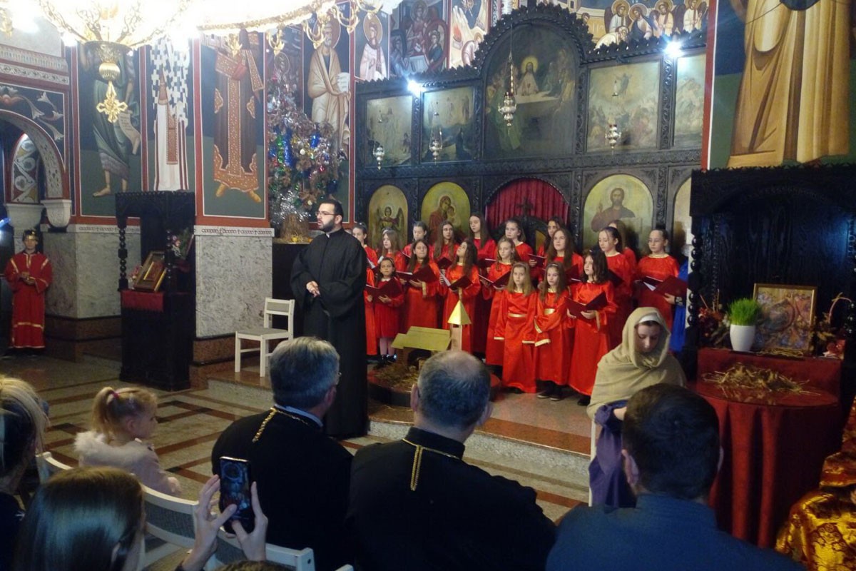 Mališani svojim pojanjem upotpunjuju nedjeljnu liturgiju