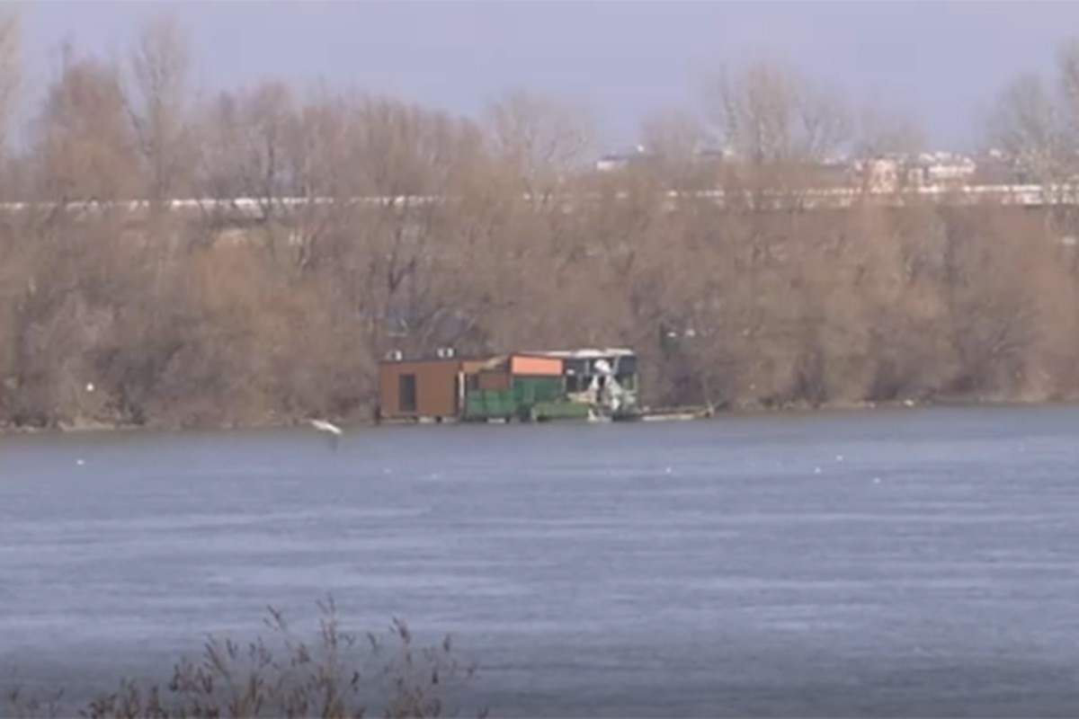 Poslije Fristajlera još jedan incident sa splavom na Savi (FOTO)