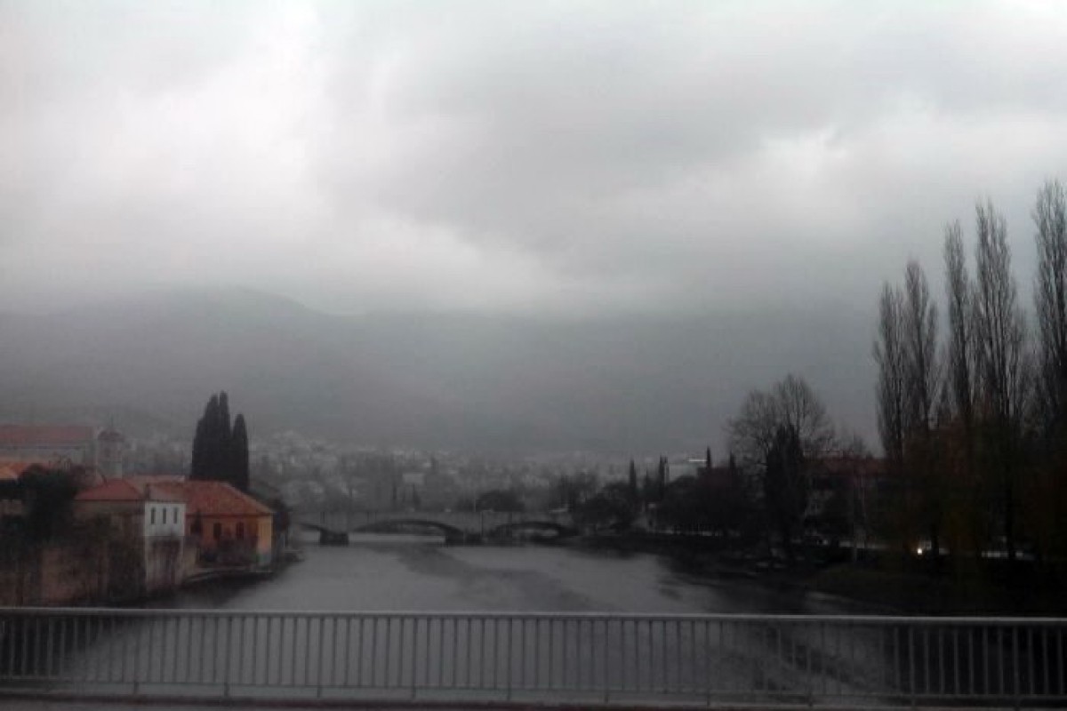 Nevrijeme u Trebinju, vjetar oštetio više objekata