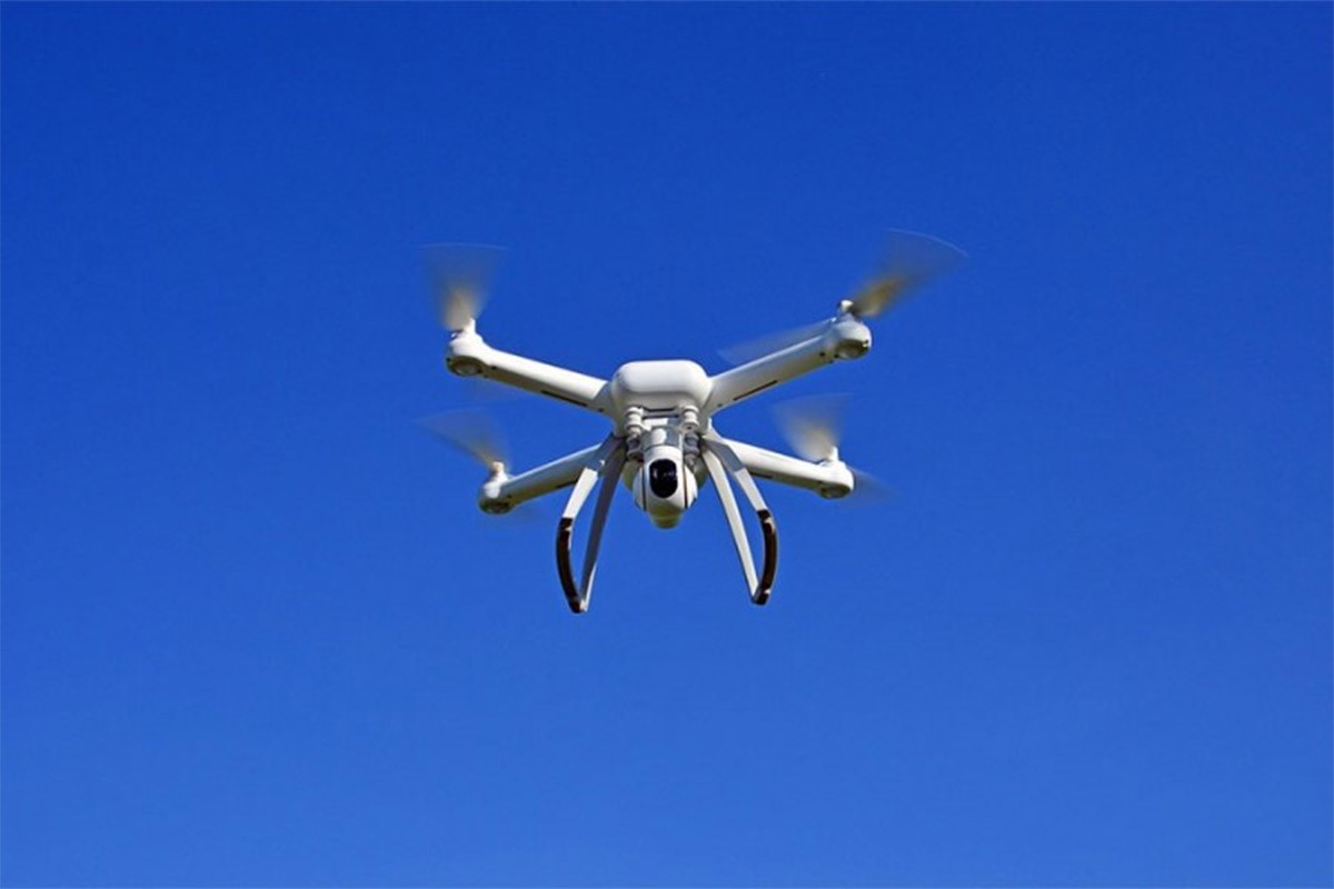 Dron sa telefonima nadlijetao iznad zatvora u Spužu