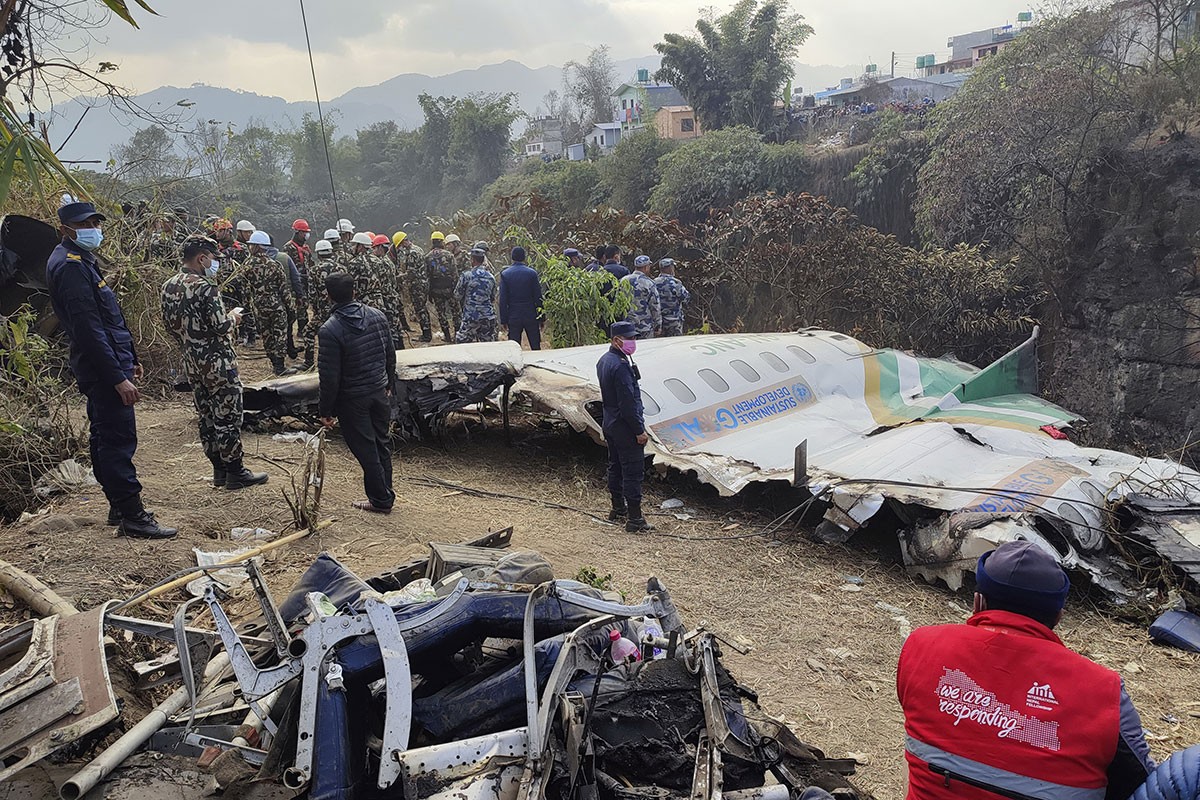 Poznato zašto je pao avion u Nepalu (FOTO)