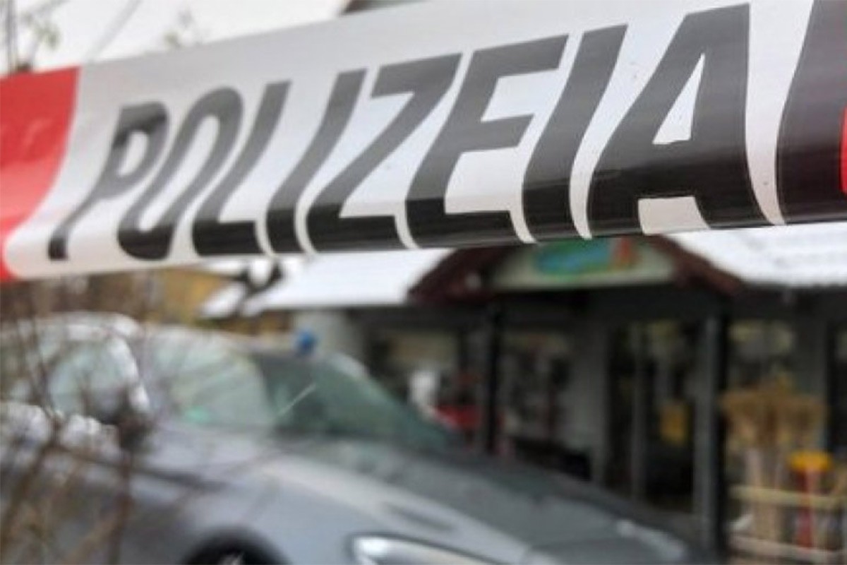 Detalji ubistva u Njemačkoj: Ubio suprugu, pa taksijem otišao sa mjesta zločina (VIDEO)