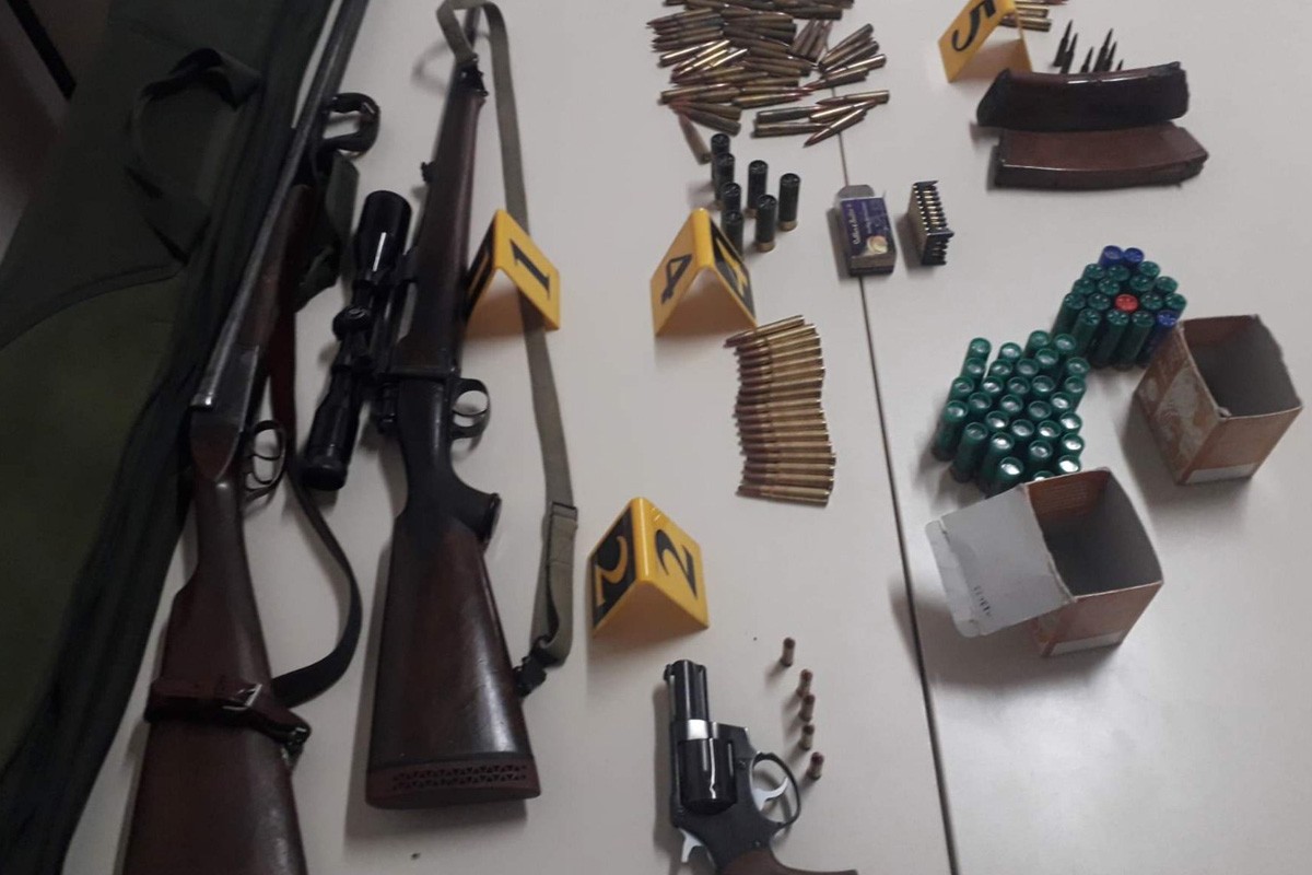 Banjalučanka uhapšena jer je prijetila muškarcu i policiji, našli joj arsenal oružja