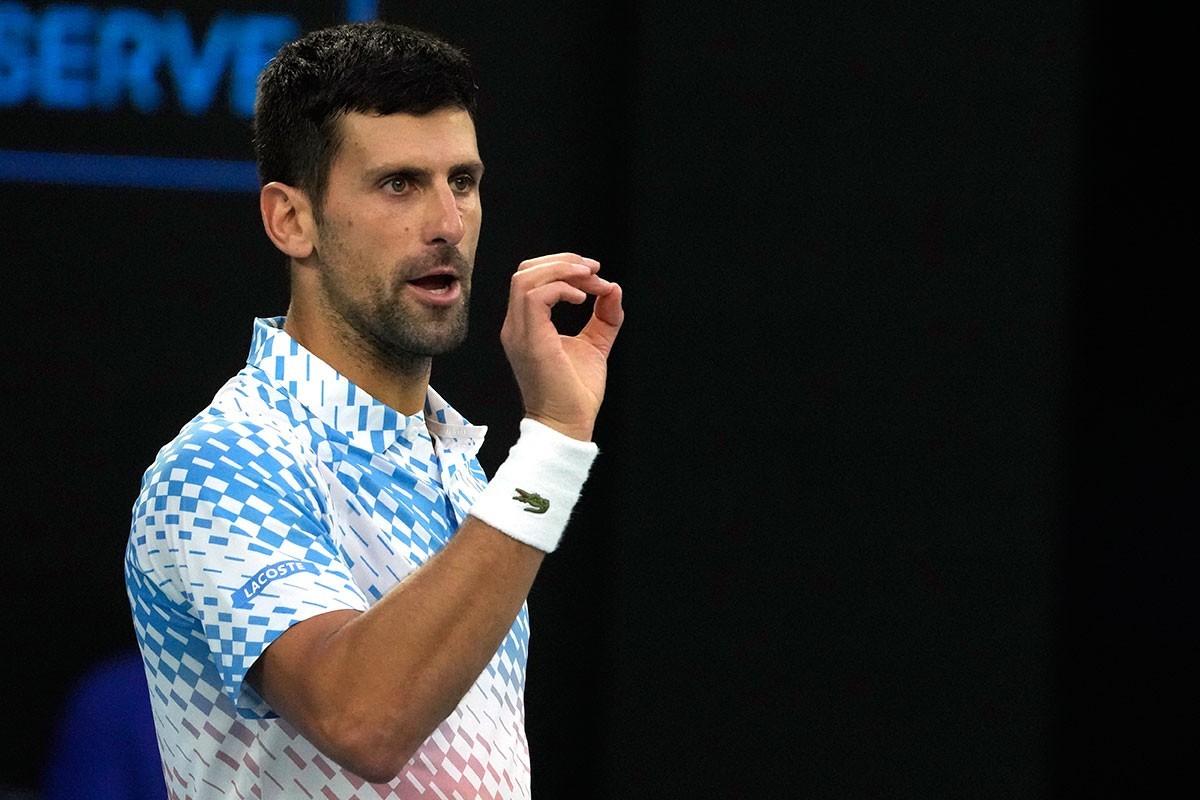 Finale Australijan opena: Đoković vodi 2:0 u setovima, set od istorije