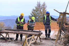 Zlato pronađeno u Jezeru (FOTO)