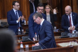 Incident u Skupštini Srbije, opozicija prekinula Vučićevo obraćanje ...