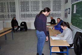 Otvorena biračka mjesta: Prijevremeni izbori u šest lokalnih ...