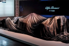 Alfa Romeo predstavio bolid za novu sezonu (VIDEO)