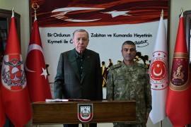 Erdoan: Reakcije nadležnih nedovoljno brze, pljačke nakon zemljotresa