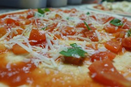 Zapečena pasta sa povrćem i sirom