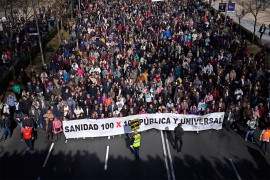 Protest zdravstvenih radnika: Stotine hiljada ljudi na ulicama Madrida