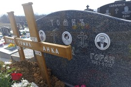 Supružnici nakon 65 godina braka preminuli isti dan