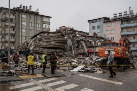 Više od 40.000 poginulih u zemljotresima u Turskoj