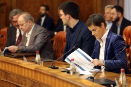 Brnabić: Akcenat na pronalaženju novih tržišta za izvoz