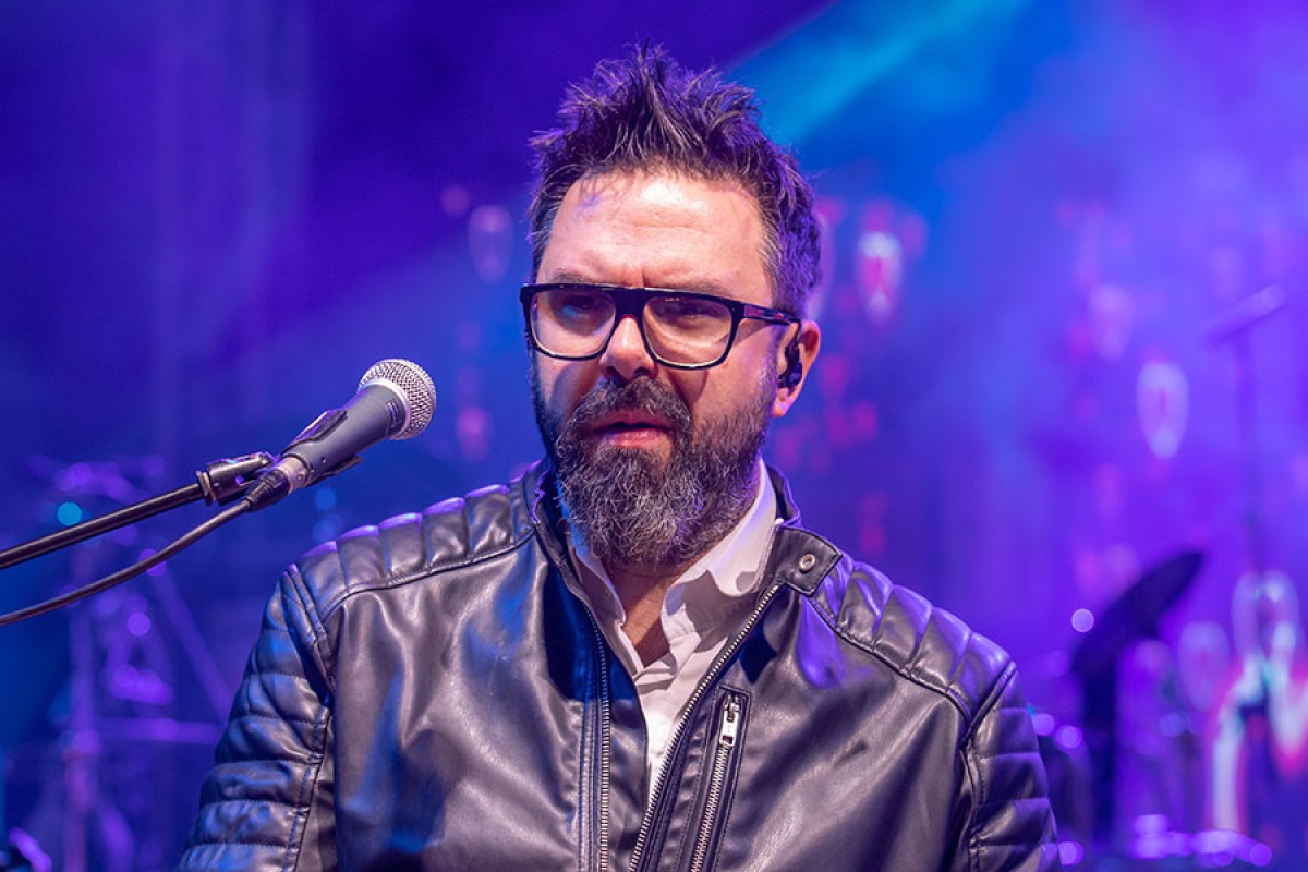 Petar Grašo ujeo obožavateljku za nogu (VIDEO)
