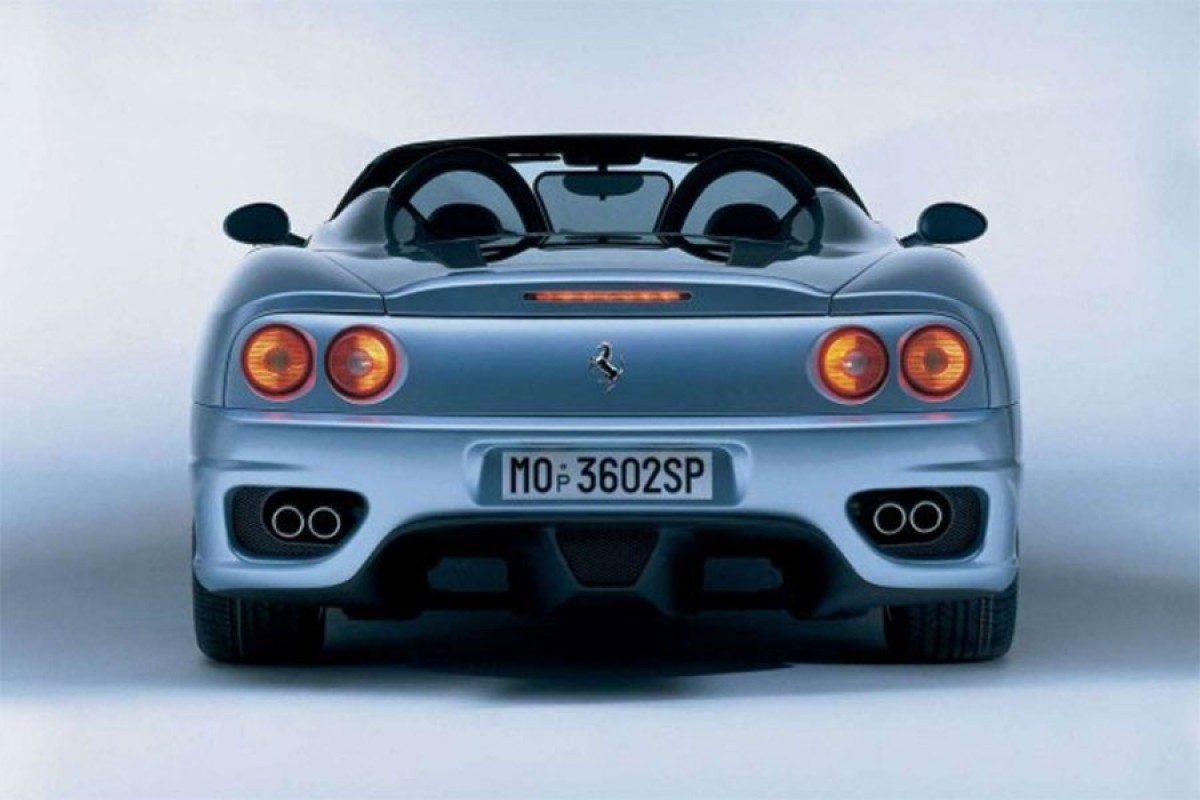 Prodaje se Bekamov Ferrari (FOTO)