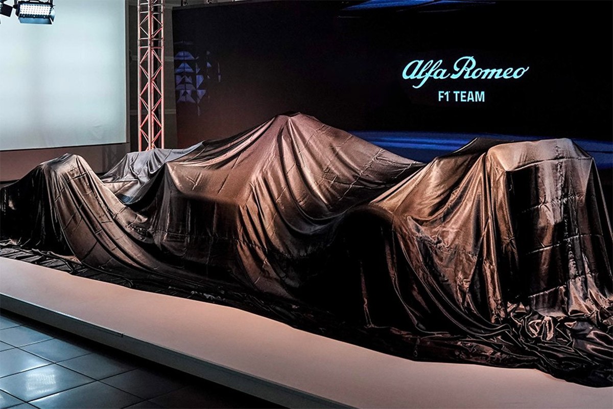 Alfa Romeo predstavio bolid za novu sezonu (VIDEO)