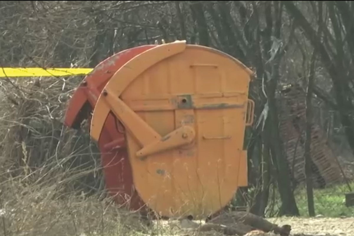 Minobacačka mina ostavljena pored kontejnera