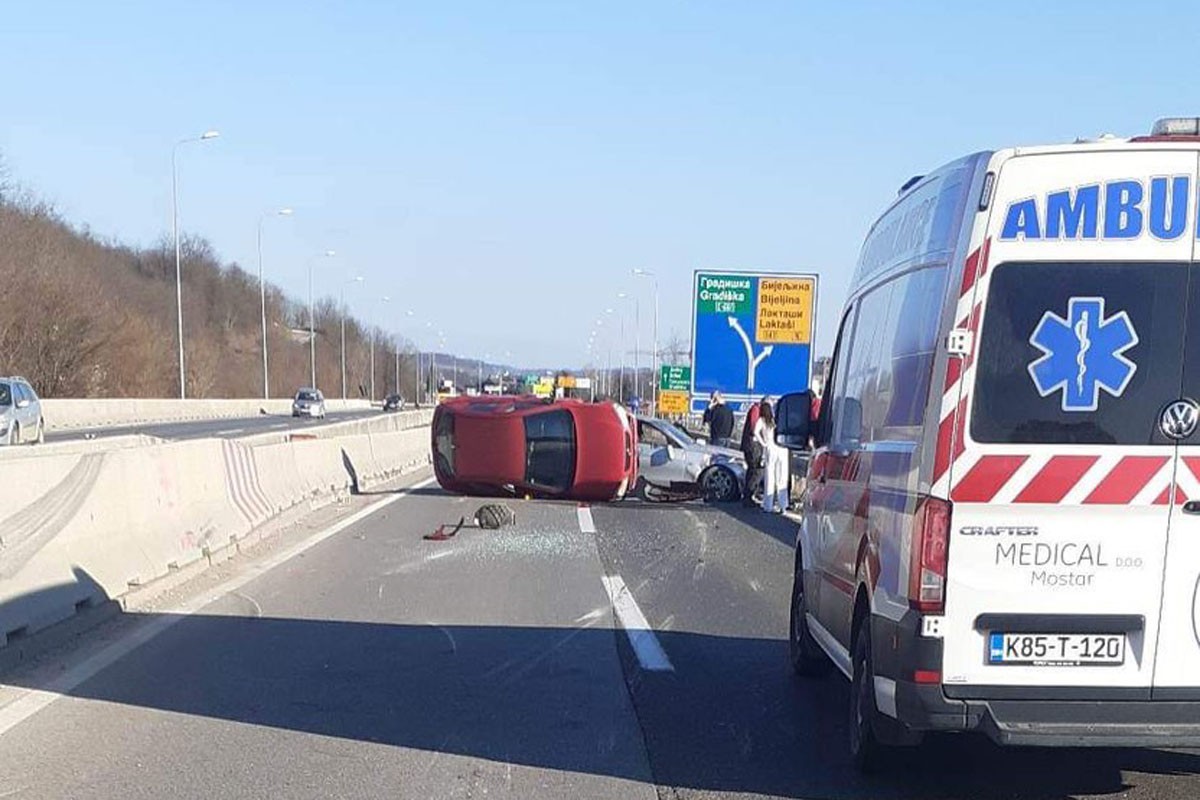 Nezgoda na magistralnom putu Banjaluka – Klašnice, obustavljen saobraćaj