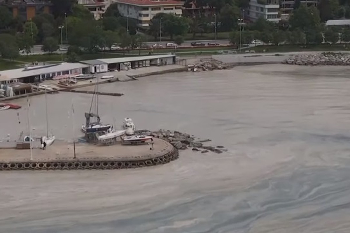 Mramorno more kod Istanbula povuklo se 25 metara