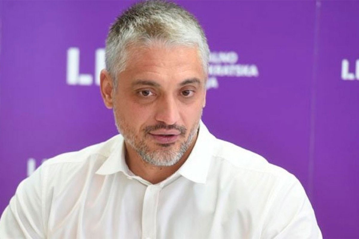 Čedomir Jovanović priveden, advokat tvrdi da mu je prijetio batinama