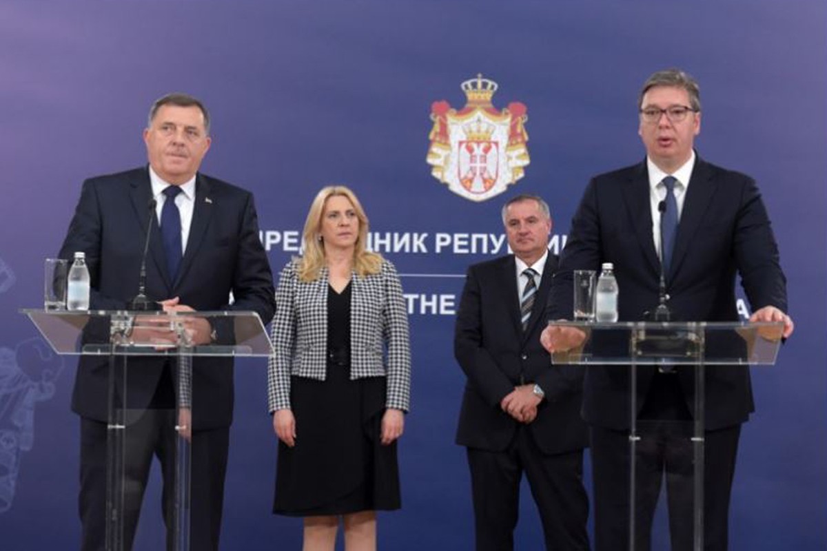 Vrh Srpske čestitao Vučiću i Brnabićevoj Dan državnosti Srbije
