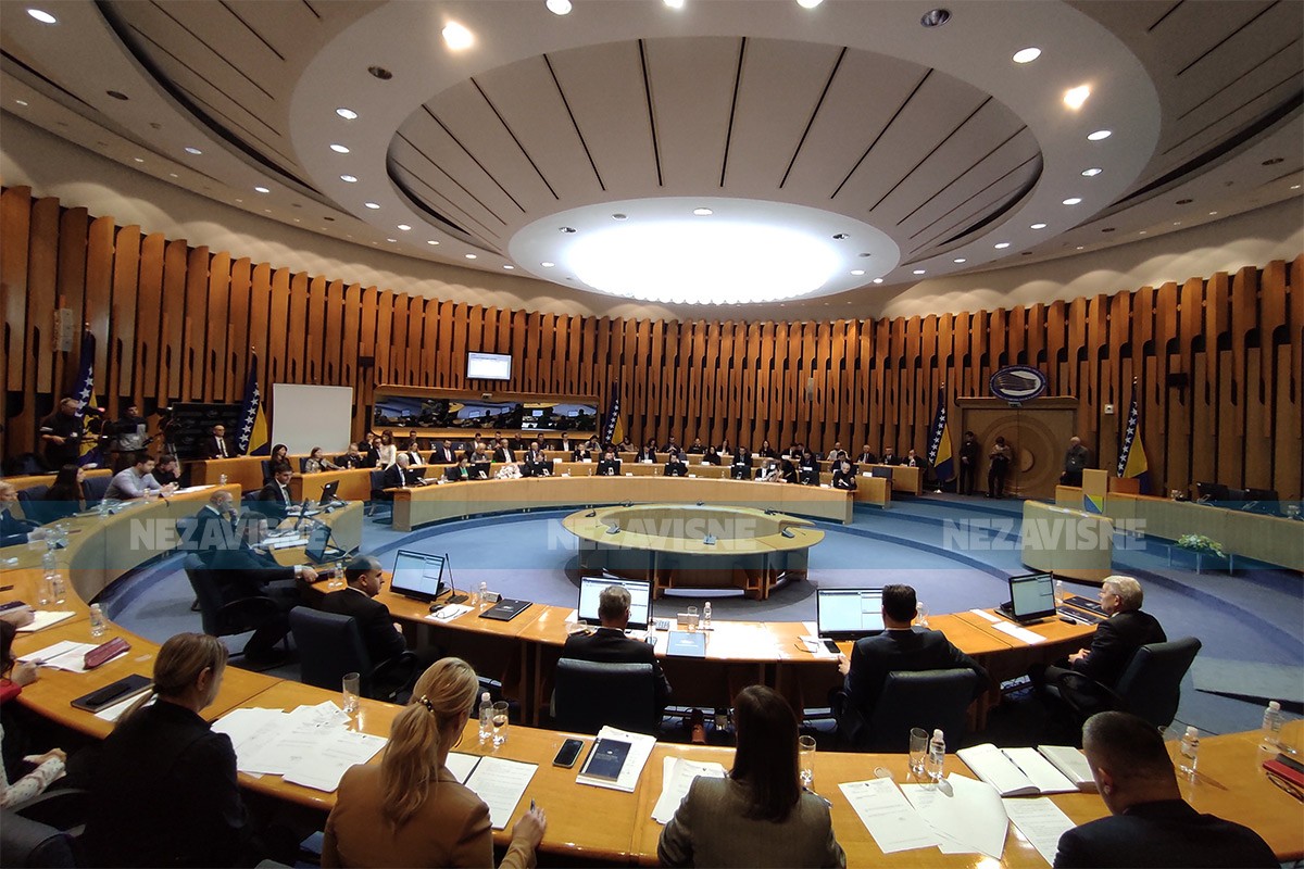Špirić, Čović i Ademović na čelu Doma naroda parlamenta BiH